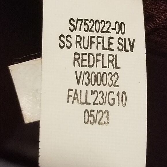 Old Navy L Top Chiffon Sheer Lined Flutter Sleeves Burgundy Dark Floral Autumn - Picture 7 of 9